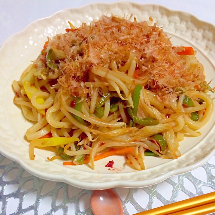 梅香る野菜たっぷり和風焼きうどん